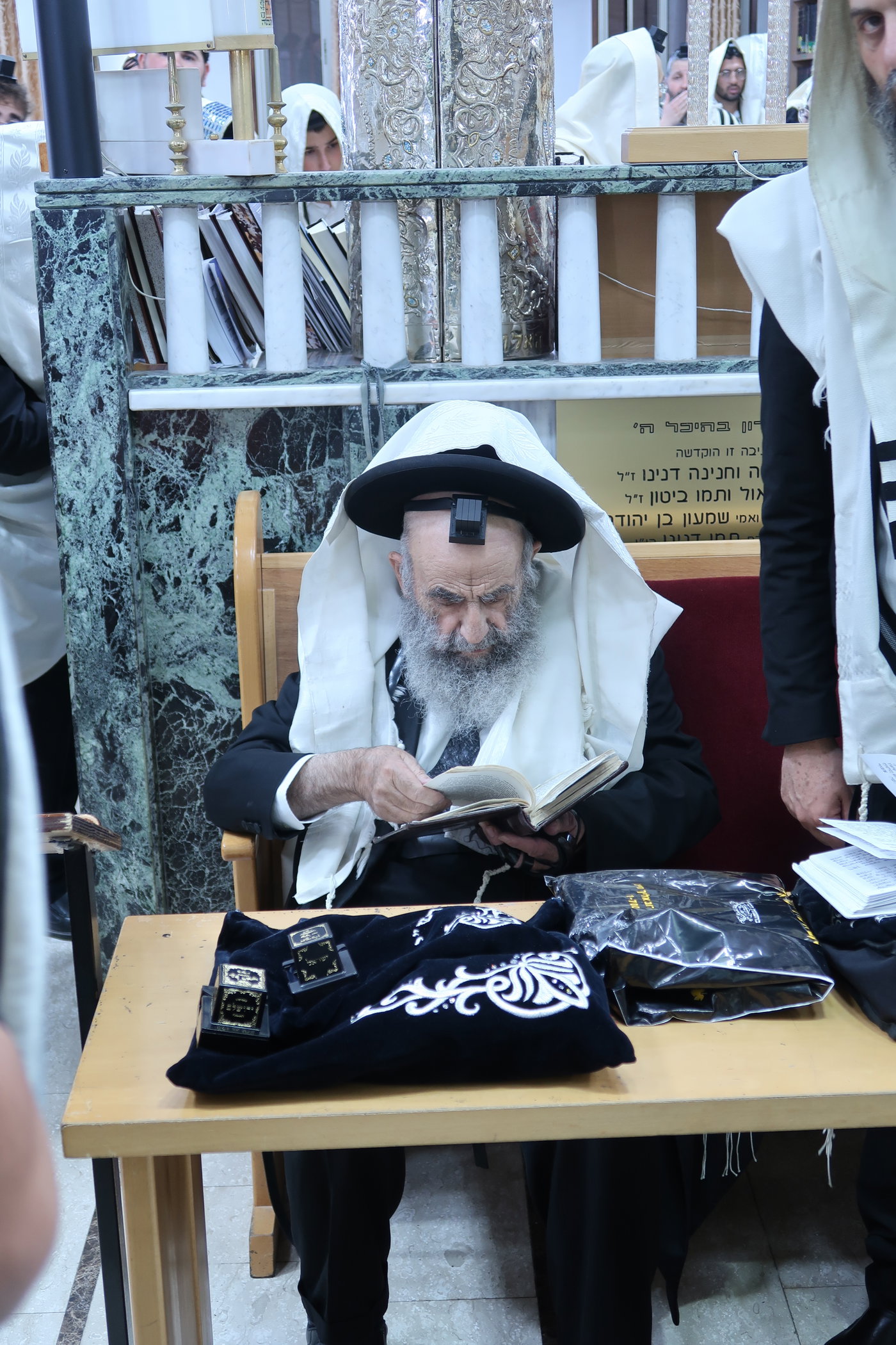 ט"ו באב אצל הגר"מ צדקה