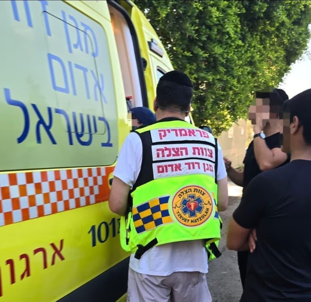סכנות בין הזמנים: ילדה כבת 6 נפלה על ראשה מטרמפולינה; נער חרדי נפל מגובה 40 מטרים