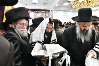 האדמו"ר מזוועהיל בברית לבנו