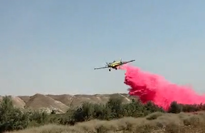 שישה מטוסי כיבוי נלחמים בשריפה ענקית בבקעת הירדן | תיעוד וסיקור