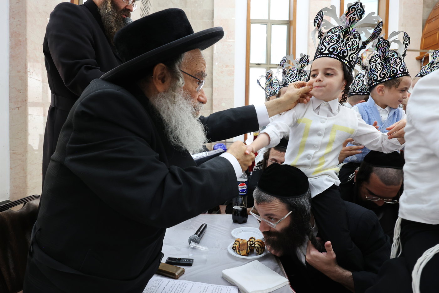 מסיבת חומש בחיידר טוב ירושלים