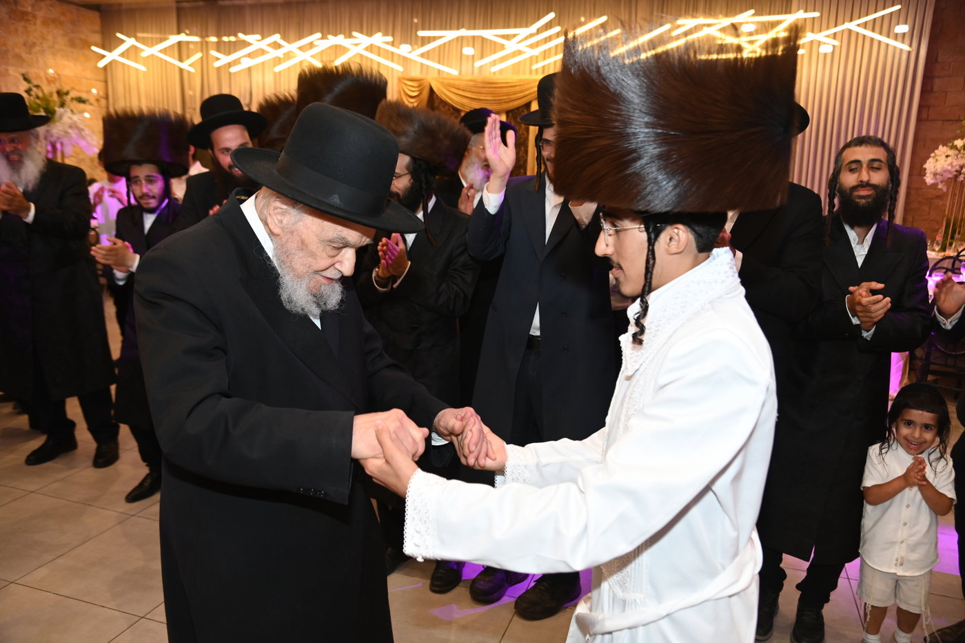 שמחת נישואי נכד רבי עוזיהו אלכורת 