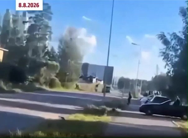 מרדף יצרי ב-90 קמ"ש: ניידת ריסקה רוכב טוסטוס לתוך התעלה