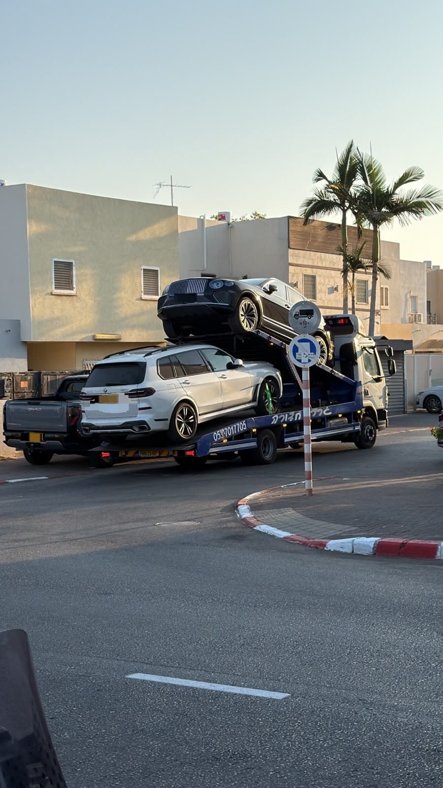 הפשיטה המשטרתית, הלילה