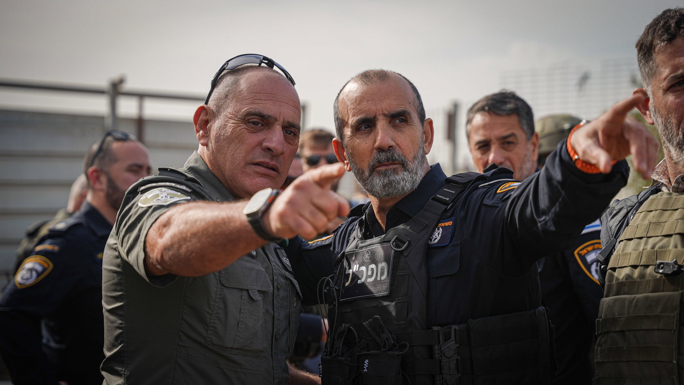הפשיטה המשטרתית, הלילה