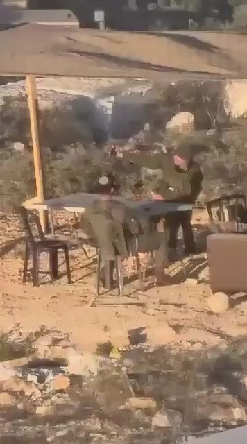 המתיישבים שהטילו מצור על הכפר