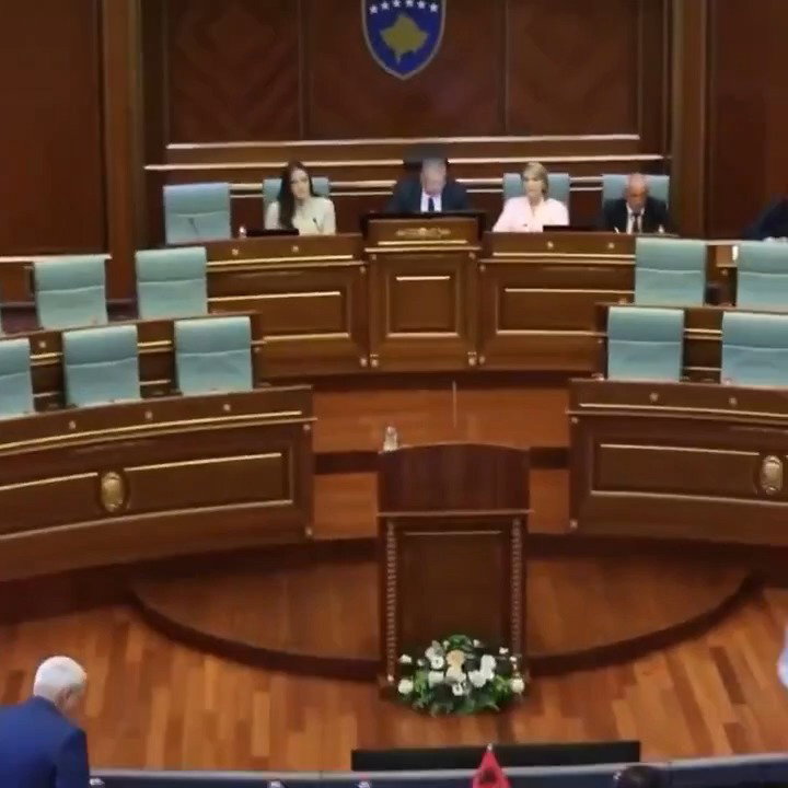 השלכת הביצים על ראש הממשלה