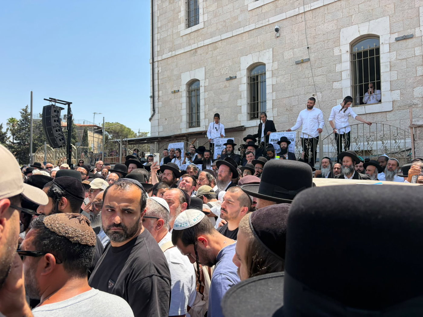 הלוויית הילד שלום סגינר ז"ל