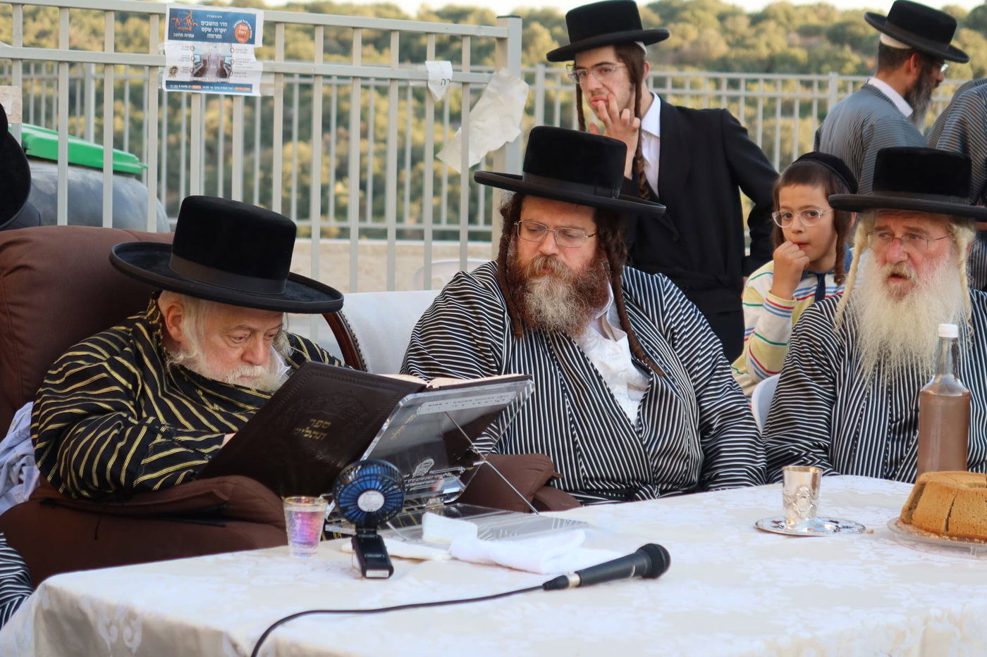 האדמו"ר מתולדות אברהם יצחק בביקור בבית שמש