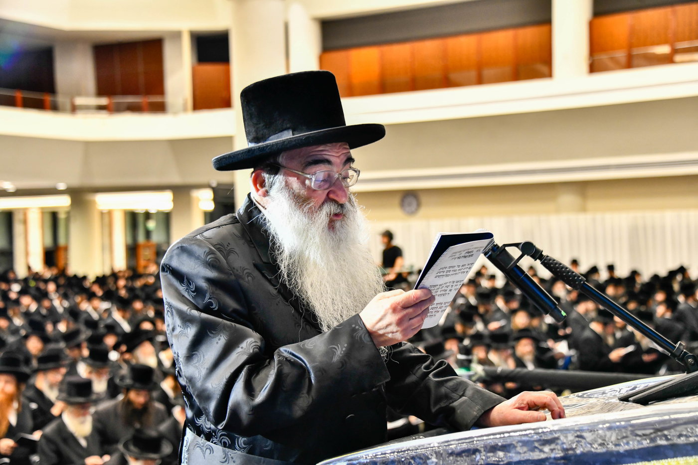 המעמד הענק בויז'ניץ