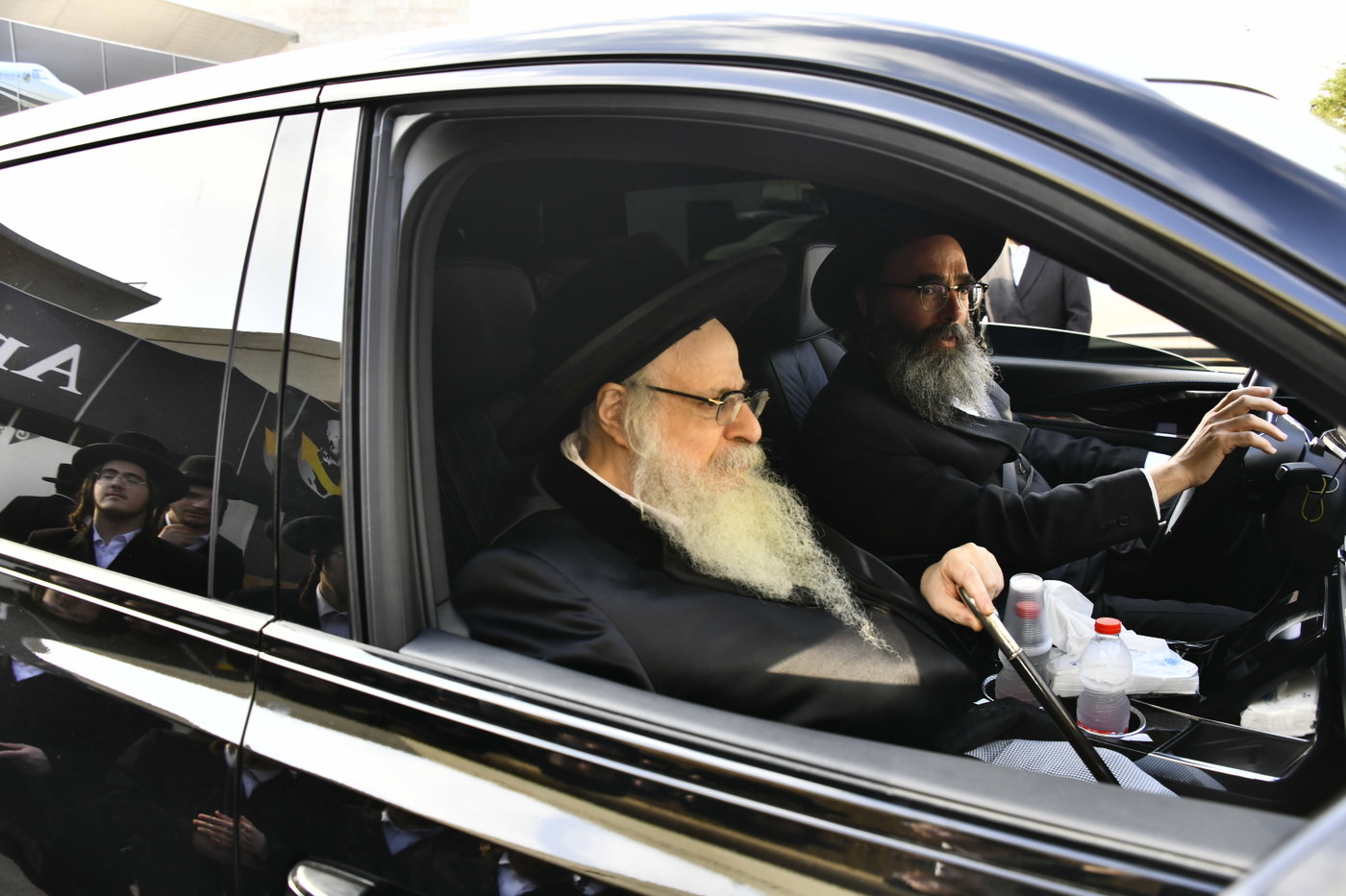 האדמו"ר מצאנז קלויזנבורג בביקור בארץ