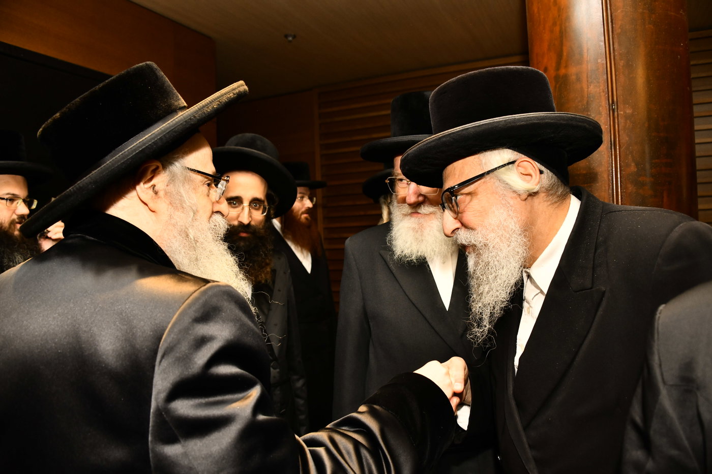 האדמו"ר מצאנז קלויזנבורג בביקור בארץ