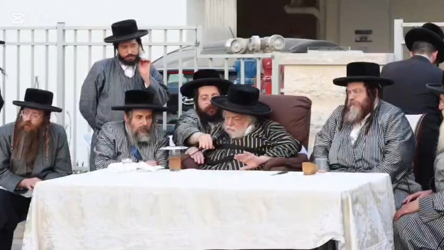 האדמו"ר מתולדות אברהם יצחק בביקור ברמת בית שמש ד'