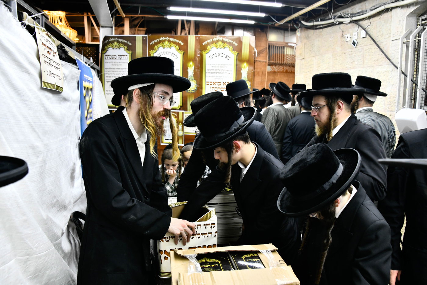 הילולא קדישא בקרעטשניף סיגעט