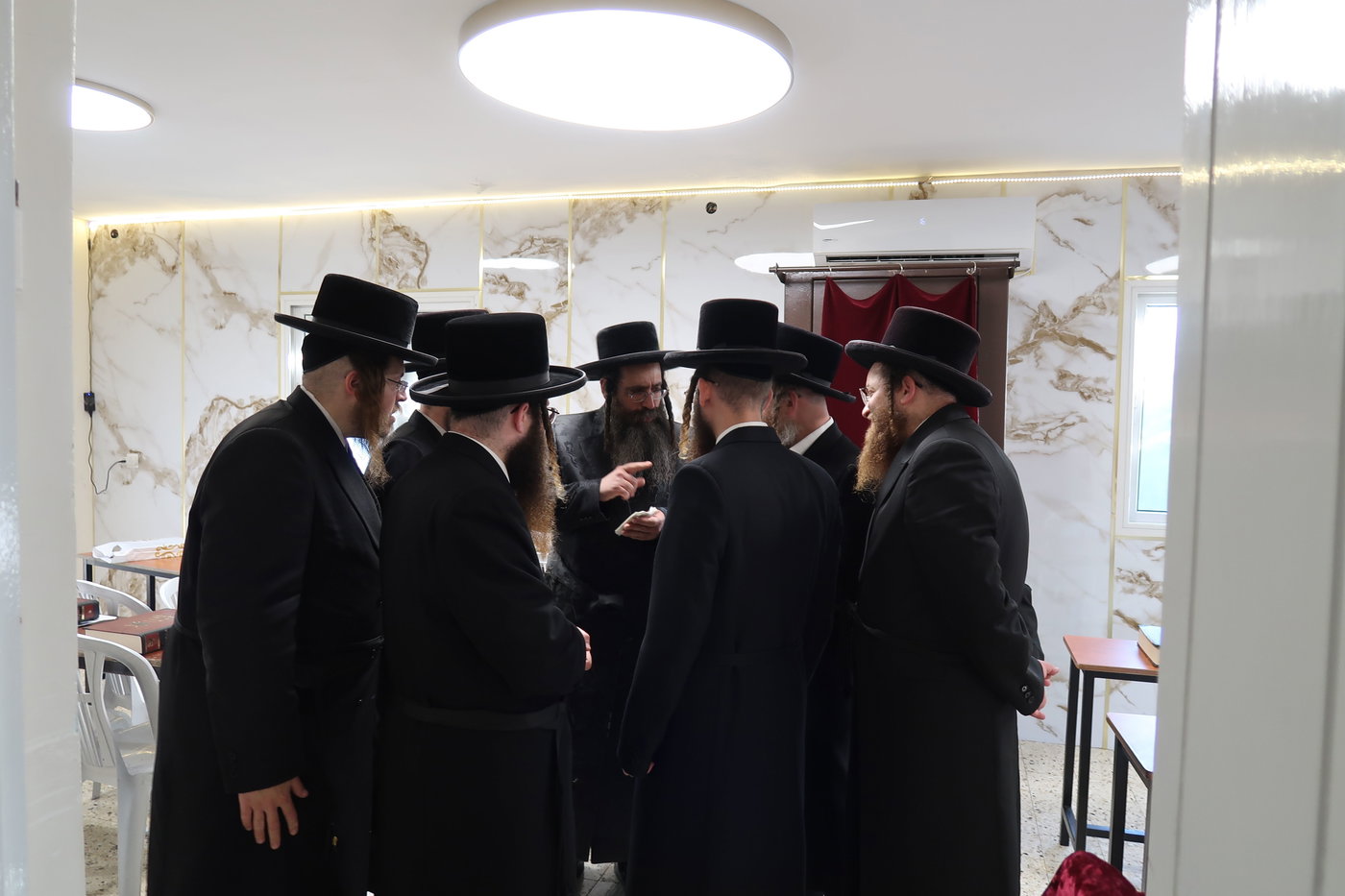 ישיבת צאנז בטבריה