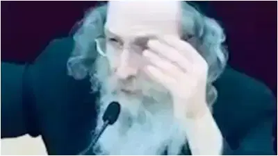 אלו מזמורי התהילים שכדאי לכם להגיד בכל יום בחודש אלול | צפו ברבי אלימלך בידרמן