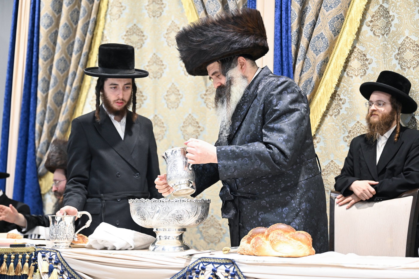 בר מצווה לנכד האדמו"ר מזוטשקא