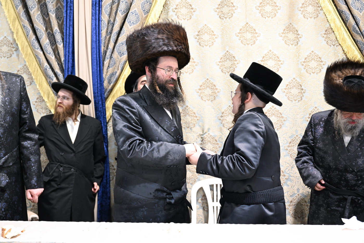 בר מצווה לנכד האדמו"ר מזוטשקא