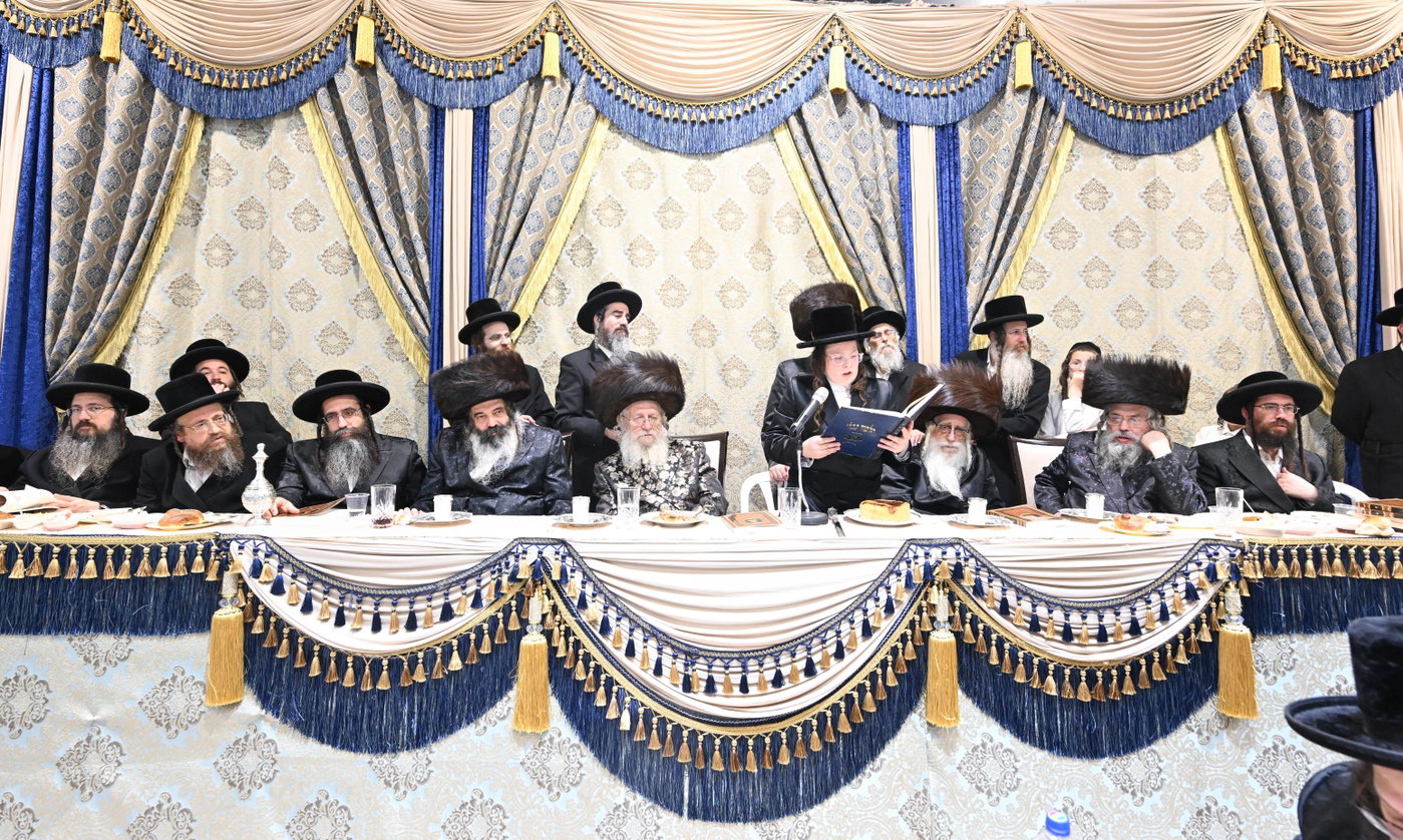 בר מצווה לנכד האדמו"ר מזוטשקא