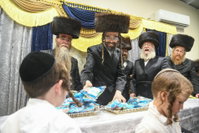 מעמד הקרישמע ליינען בזוועהיל