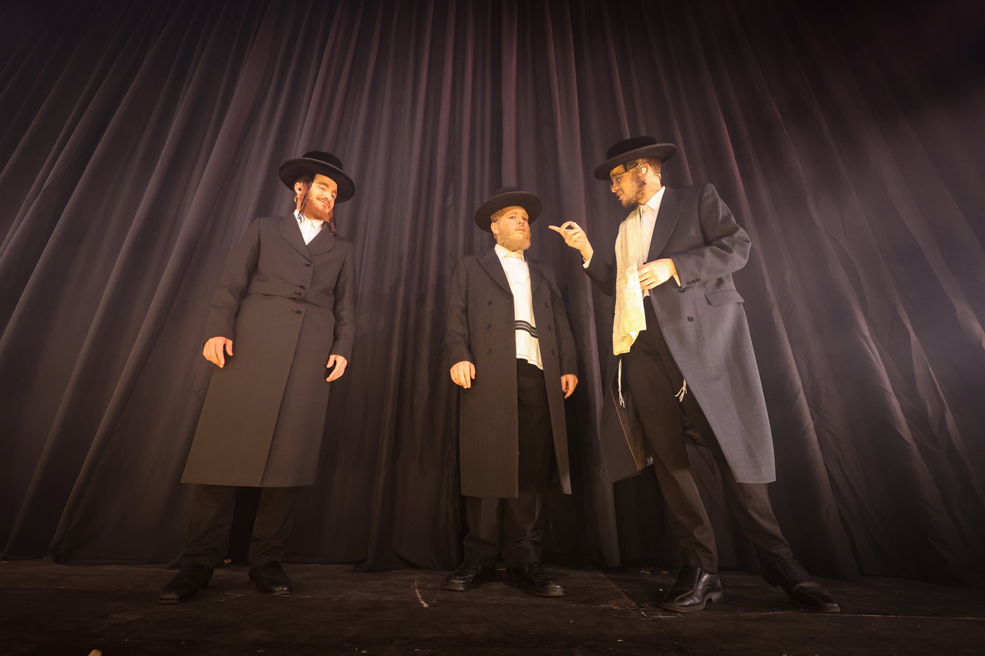 הצגת 'שודליג'