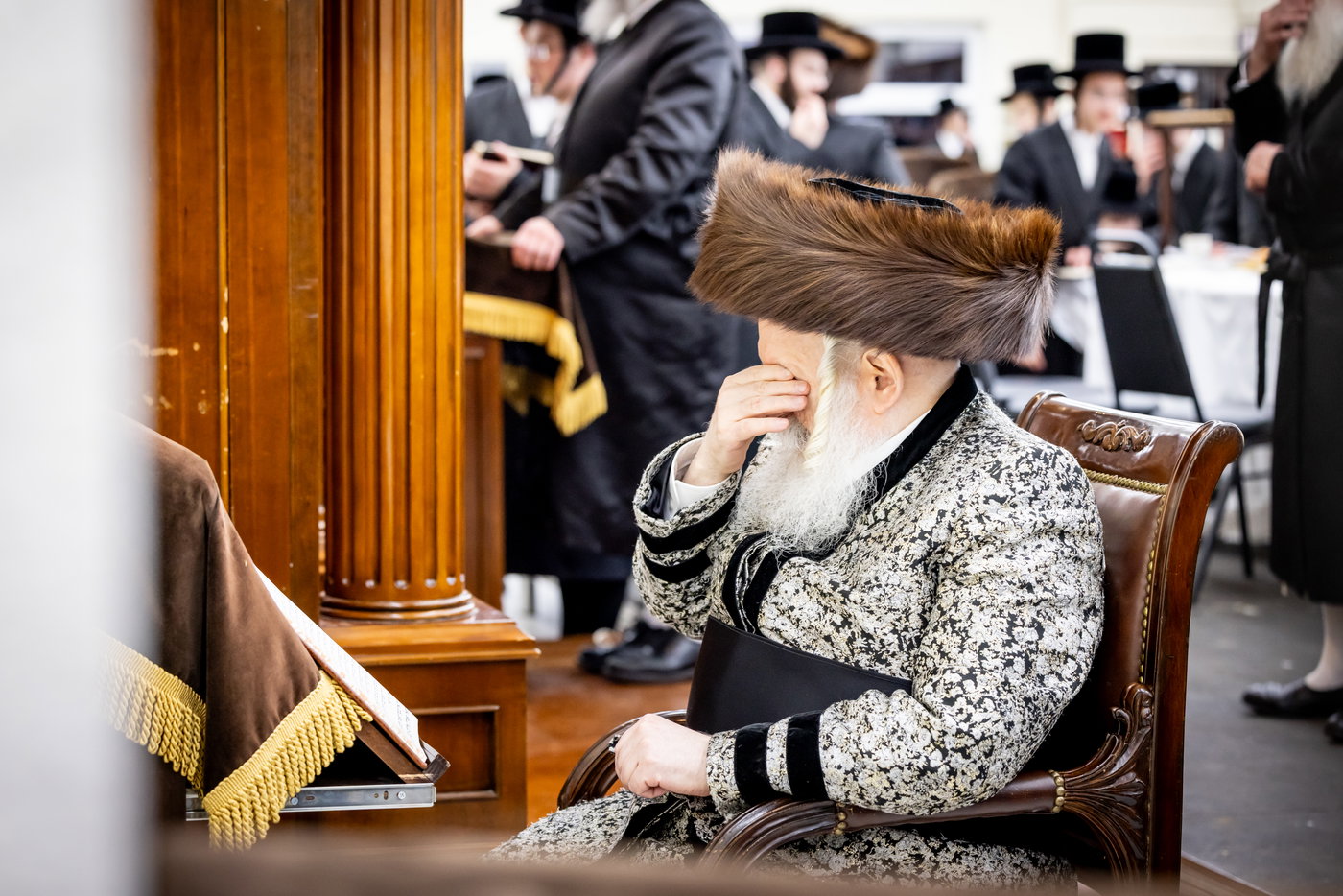 האדמו"ר מבאבוב שב"ק במחנה מתיבתא עץ חיים