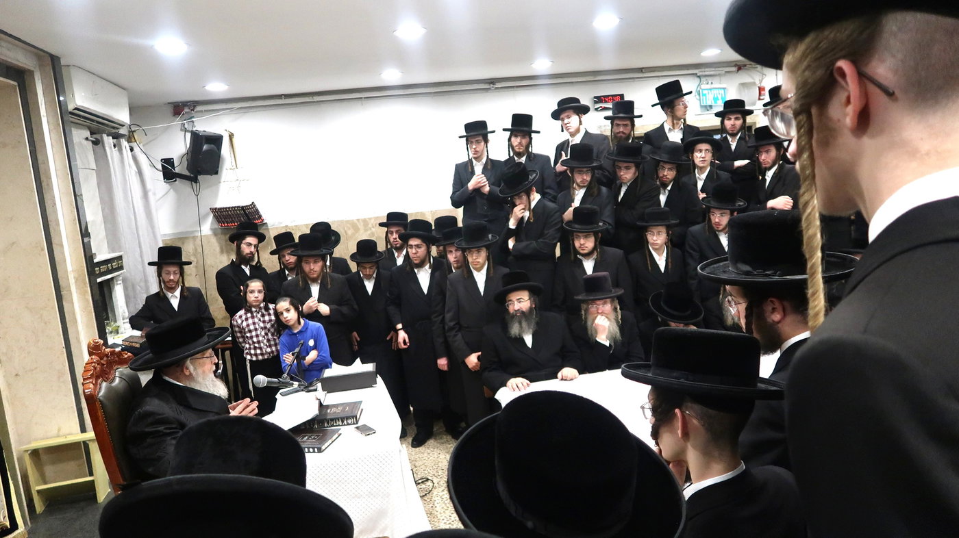 פתיחת הזמן בישיבת פינסק קרלין בב"ב