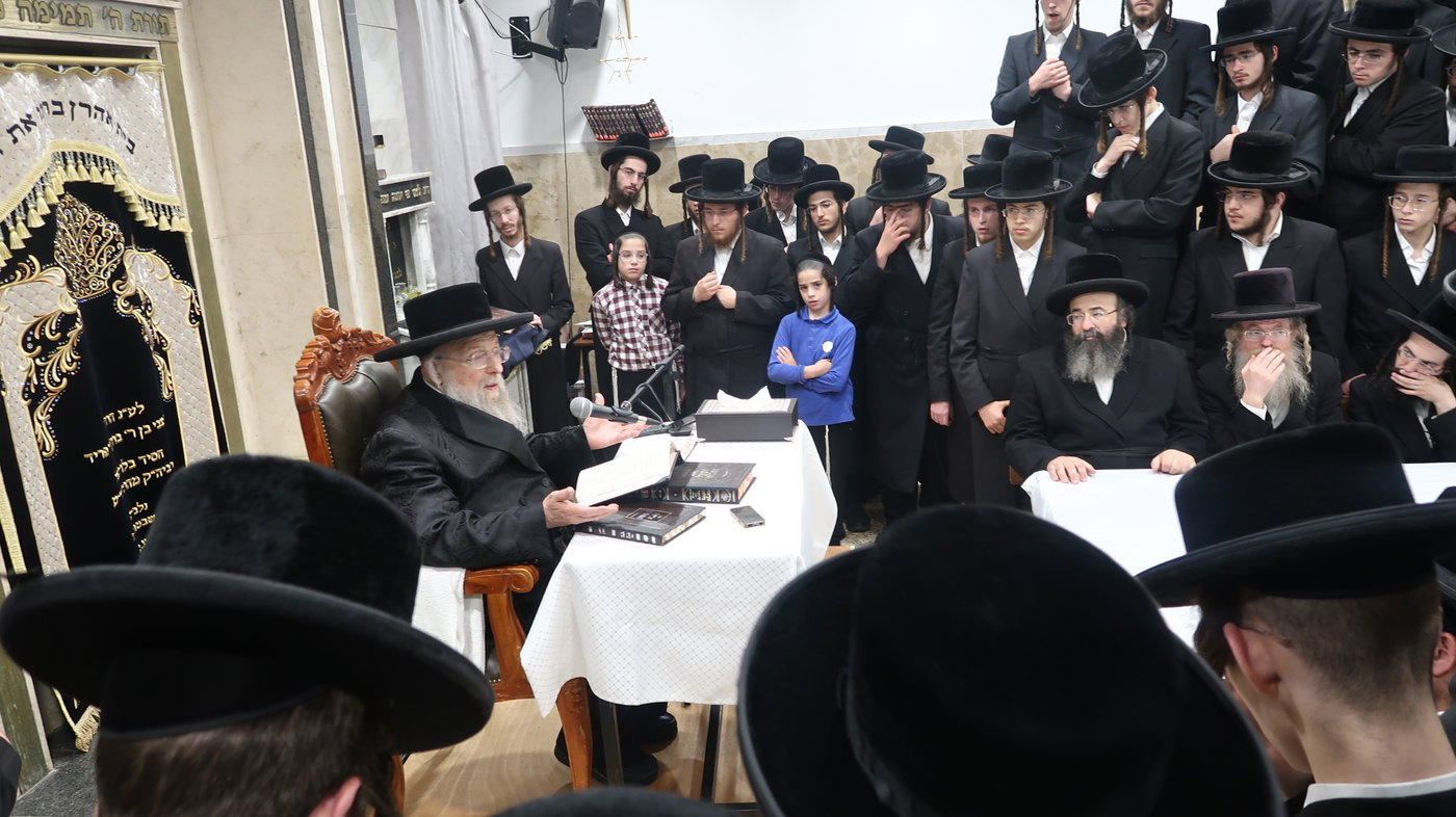 פתיחת הזמן בישיבת פינסק קרלין בב"ב