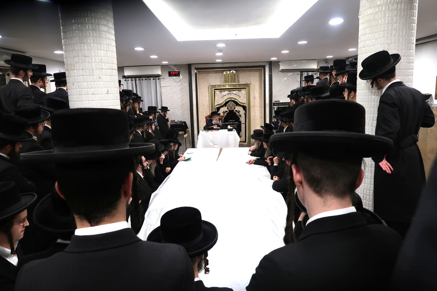 פתיחת הזמן בישיבת פינסק קרלין בב"ב