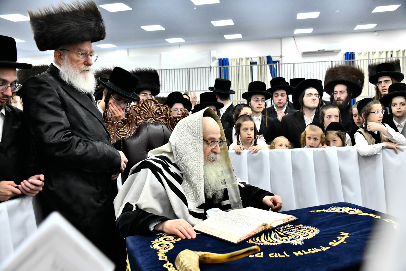 האדמו"ר מצאנז קלויזנבורג שבת בצפת