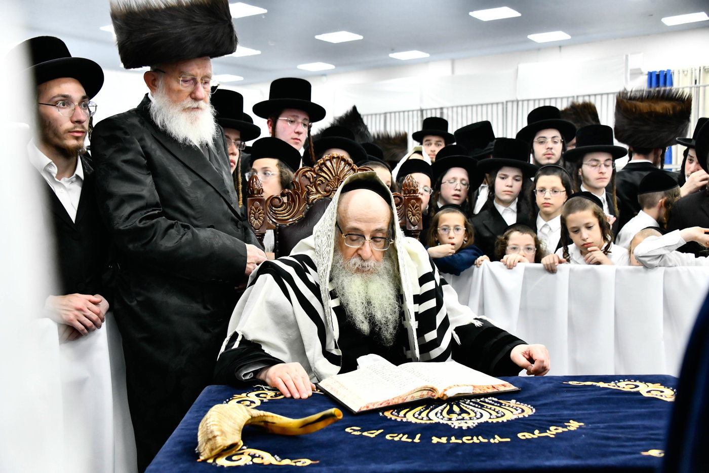האדמו"ר מצאנז קלויזנבורג שבת בצפת