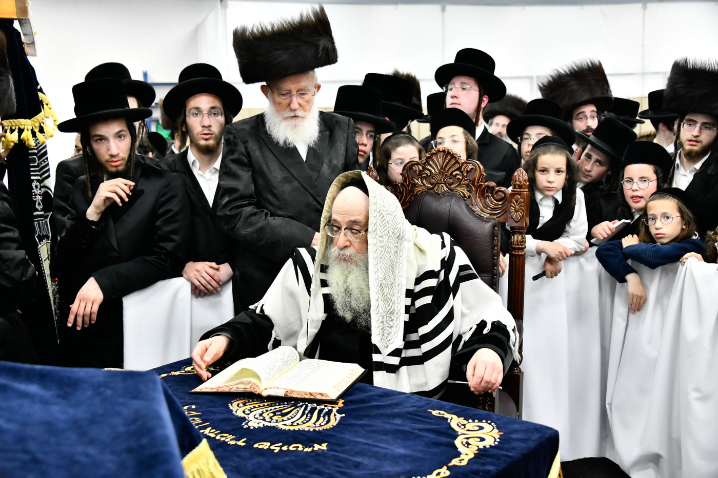 האדמו"ר מצאנז קלויזנבורג שבת בצפת