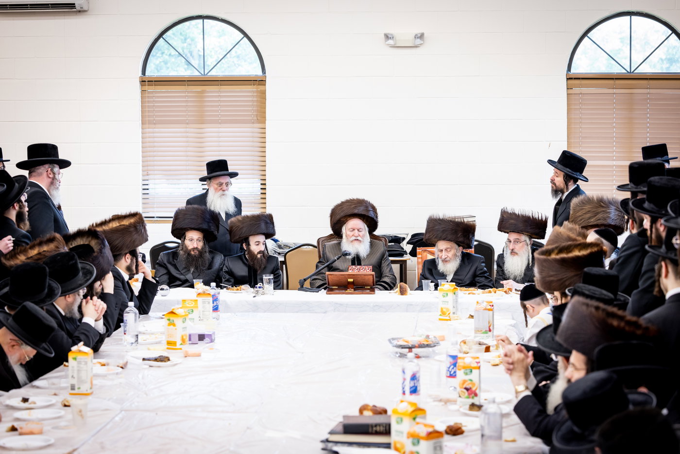 שמחת הברית לנכד האדמו"ר מבאבוב