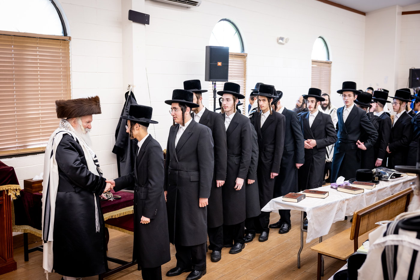 שמחת הברית לנכד האדמו"ר מבאבוב