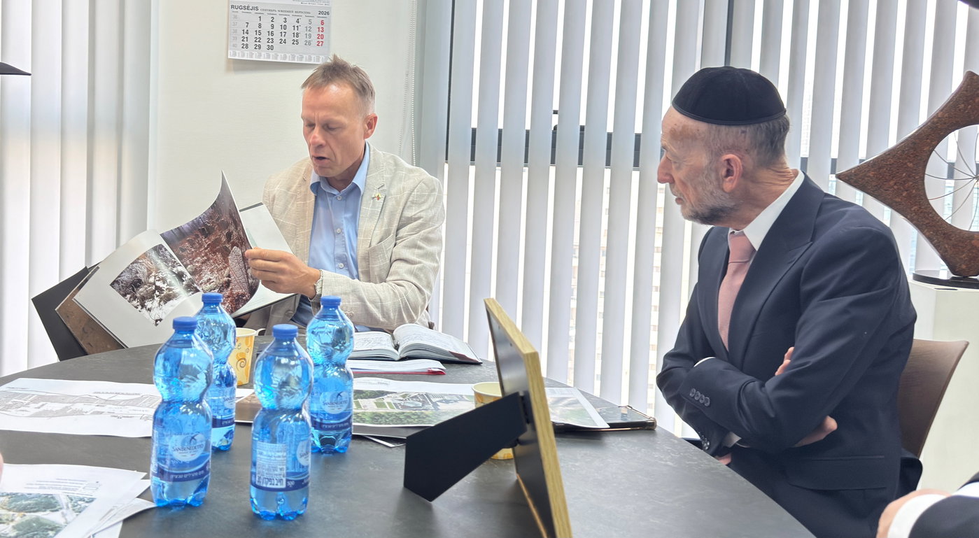 מקלב נועד עם השגריר