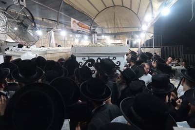 הציון הקדוש של האדמו"ר משומרי אמונים זצ"ל