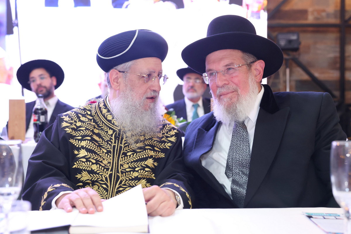 מעמד הכתרת הרב ארז אלחרר לרבה של הוד השרון 