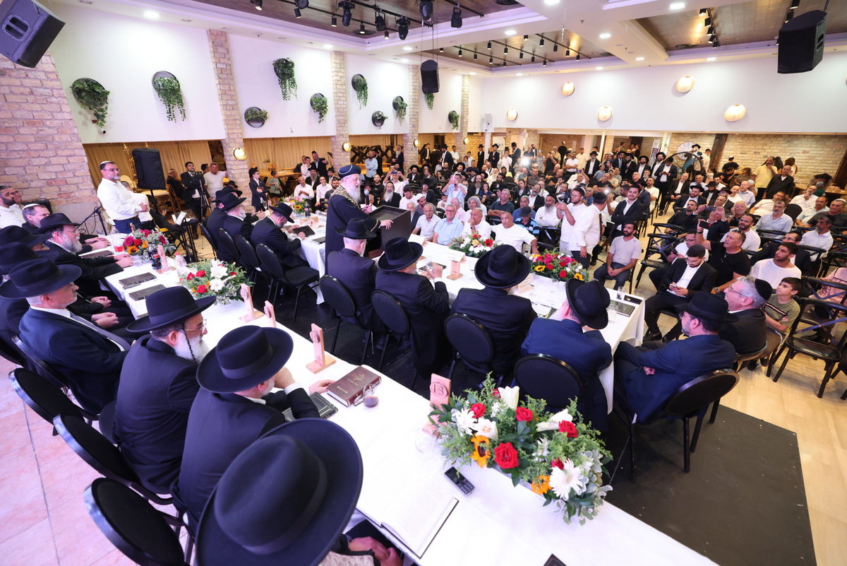 מעמד הכתרת הרב ארז אלחרר לרבה של הוד השרון 
