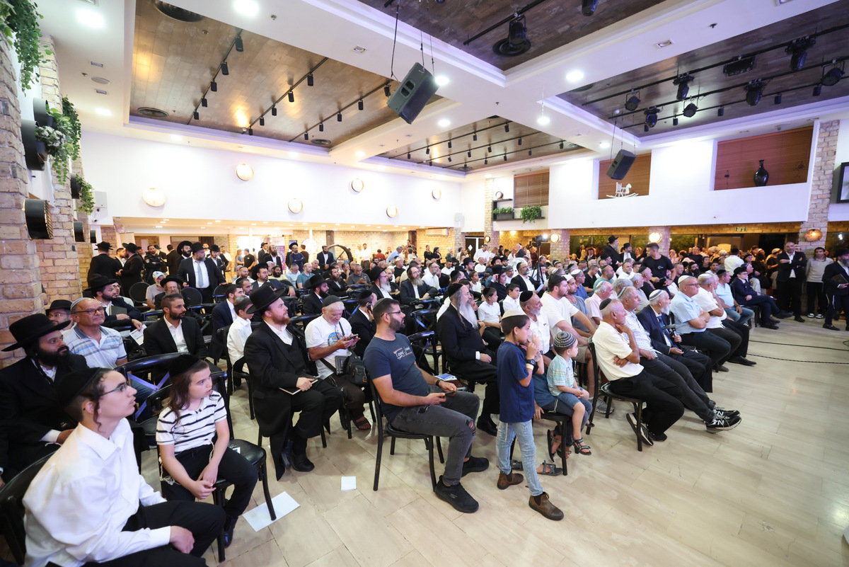 מעמד הכתרת הרב ארז אלחרר לרבה של הוד השרון 