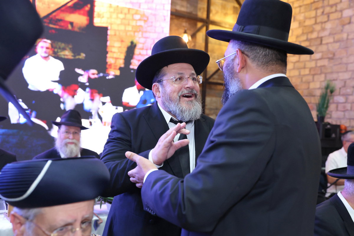 מעמד הכתרת הרב ארז אלחרר לרבה של הוד השרון 