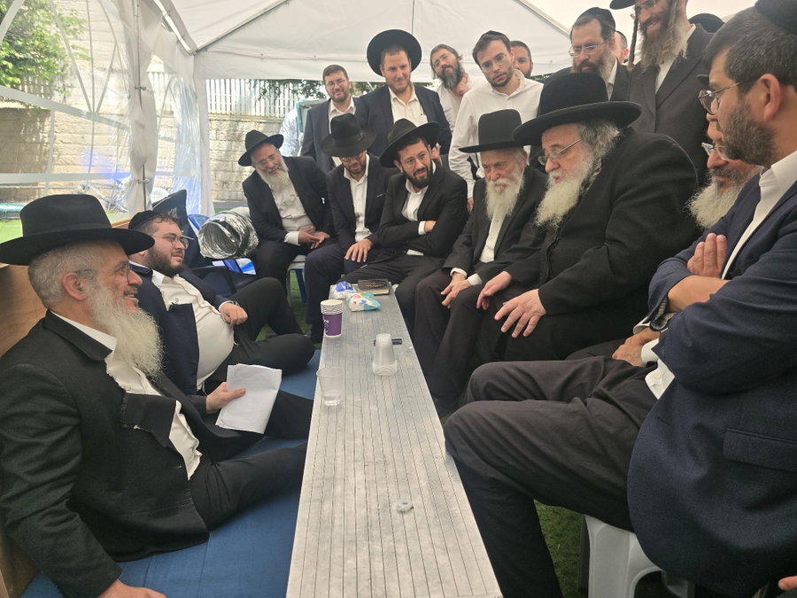 הגר"ש אלתר בניחום אבלים אצל הרב אליהו מאיר פייבלזון