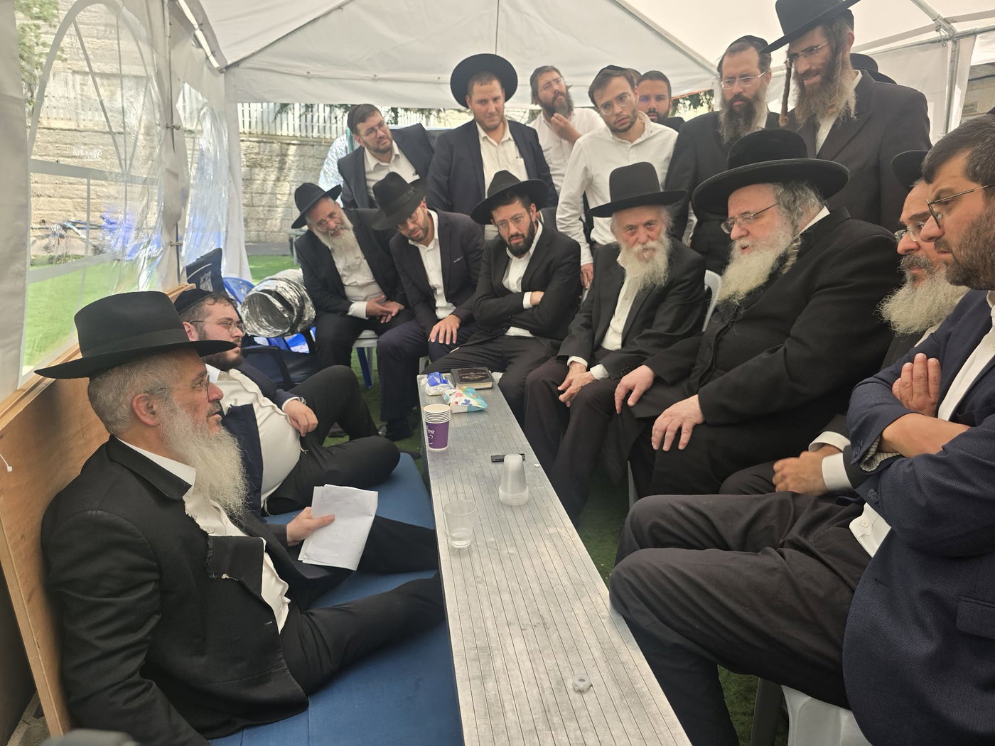 הגר"ש אלתר בניחום אבלים אצל הרב אליהו מאיר פייבלזון