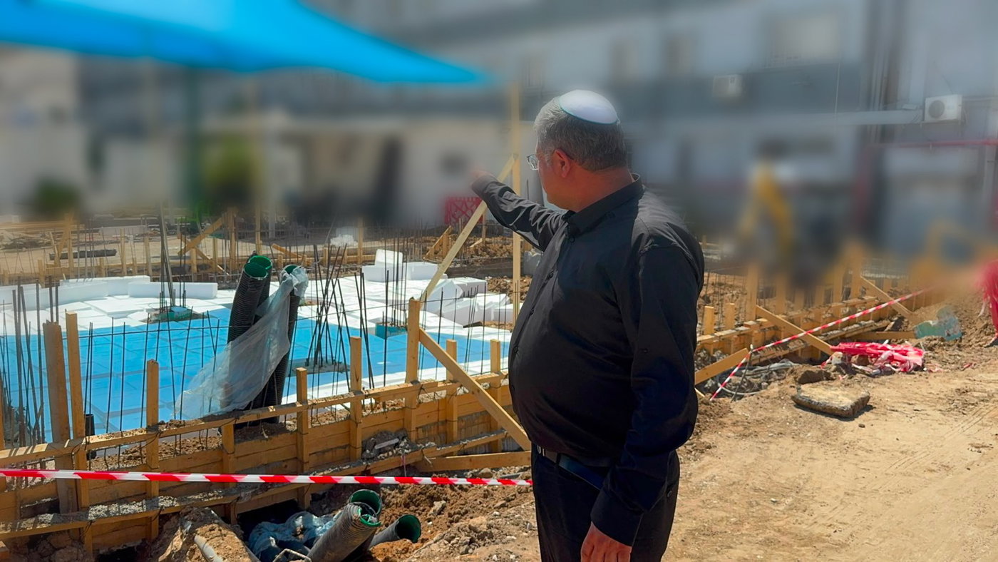 האגף שנבנה