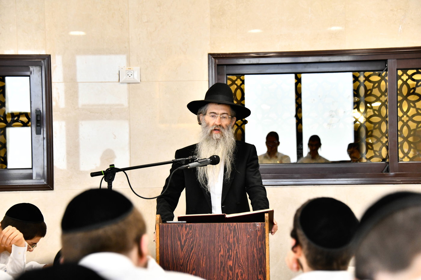 פתיחת הזמן בבית מדרש עליון