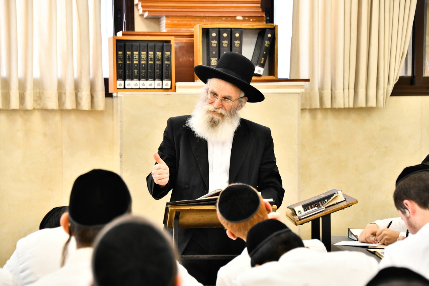 פתיחת הזמן בבית מדרש עליון