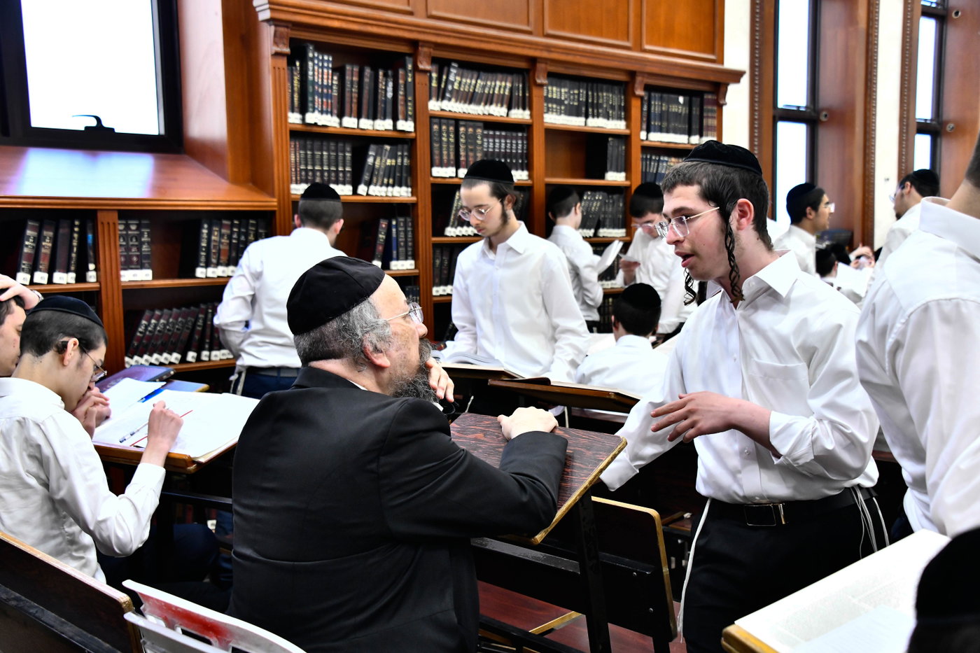 פתיחת הזמן בבית מדרש עליון