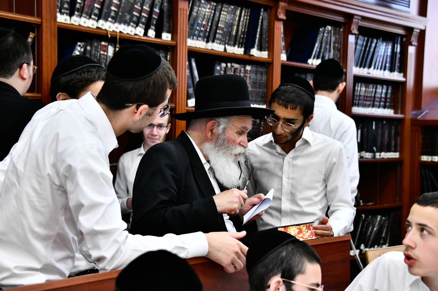 פתיחת הזמן בבית מדרש עליון