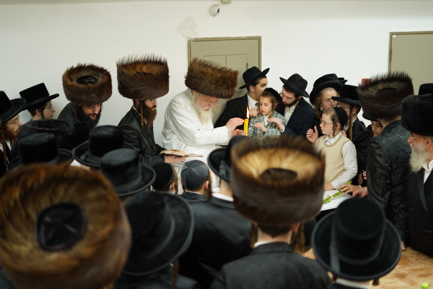 האדמו"ר ממבקשי אמונה בחיפה