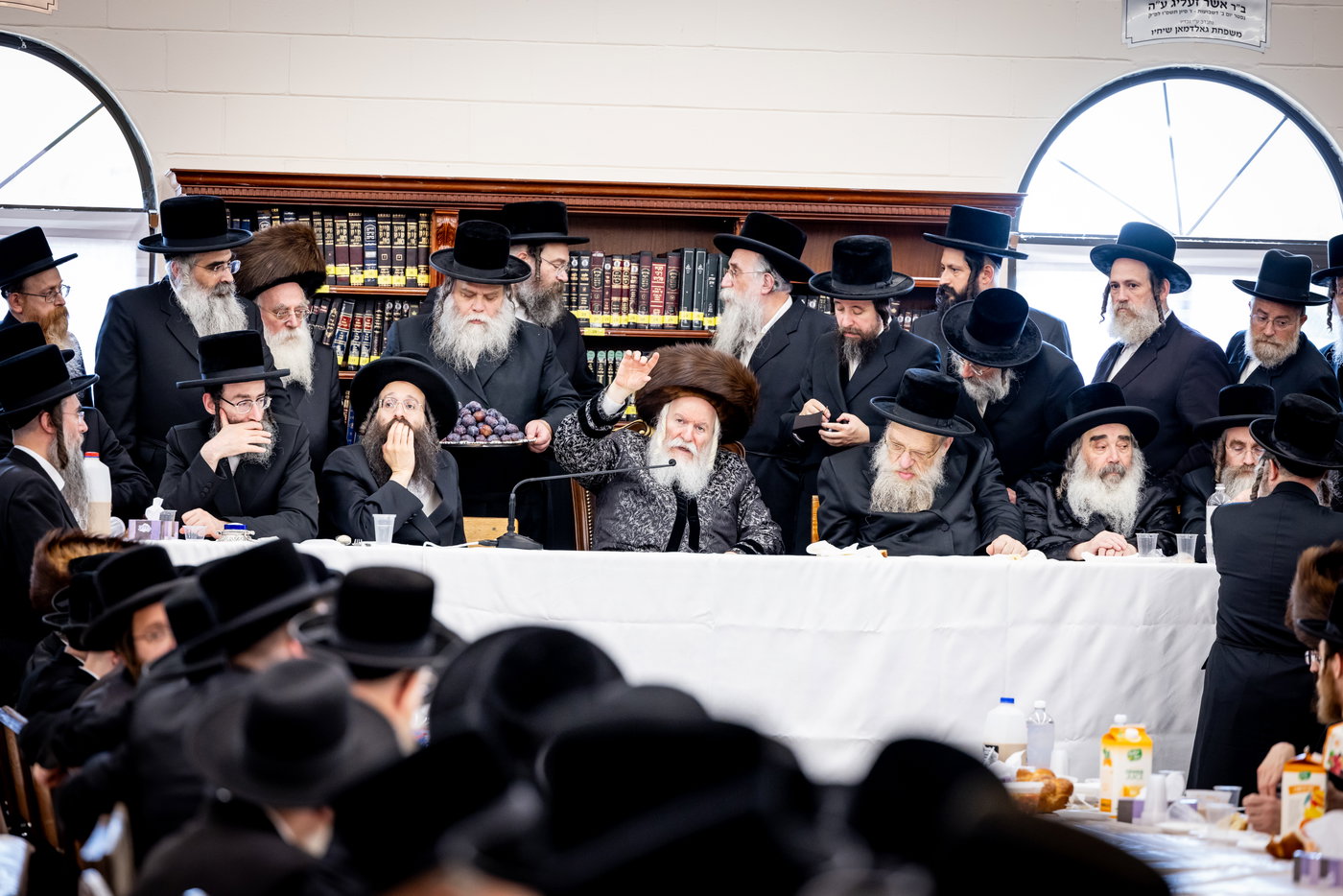 ר"ח אלול בצל האדמו"ר מבאבוב