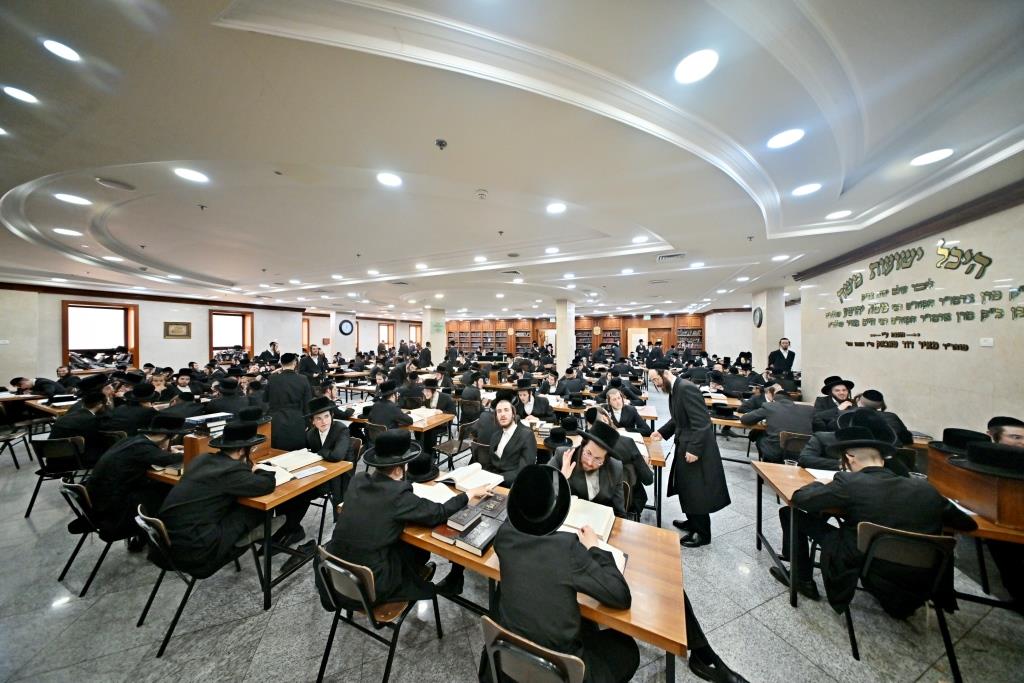 פתיחת זמן אלול בישיבות ויזניץ